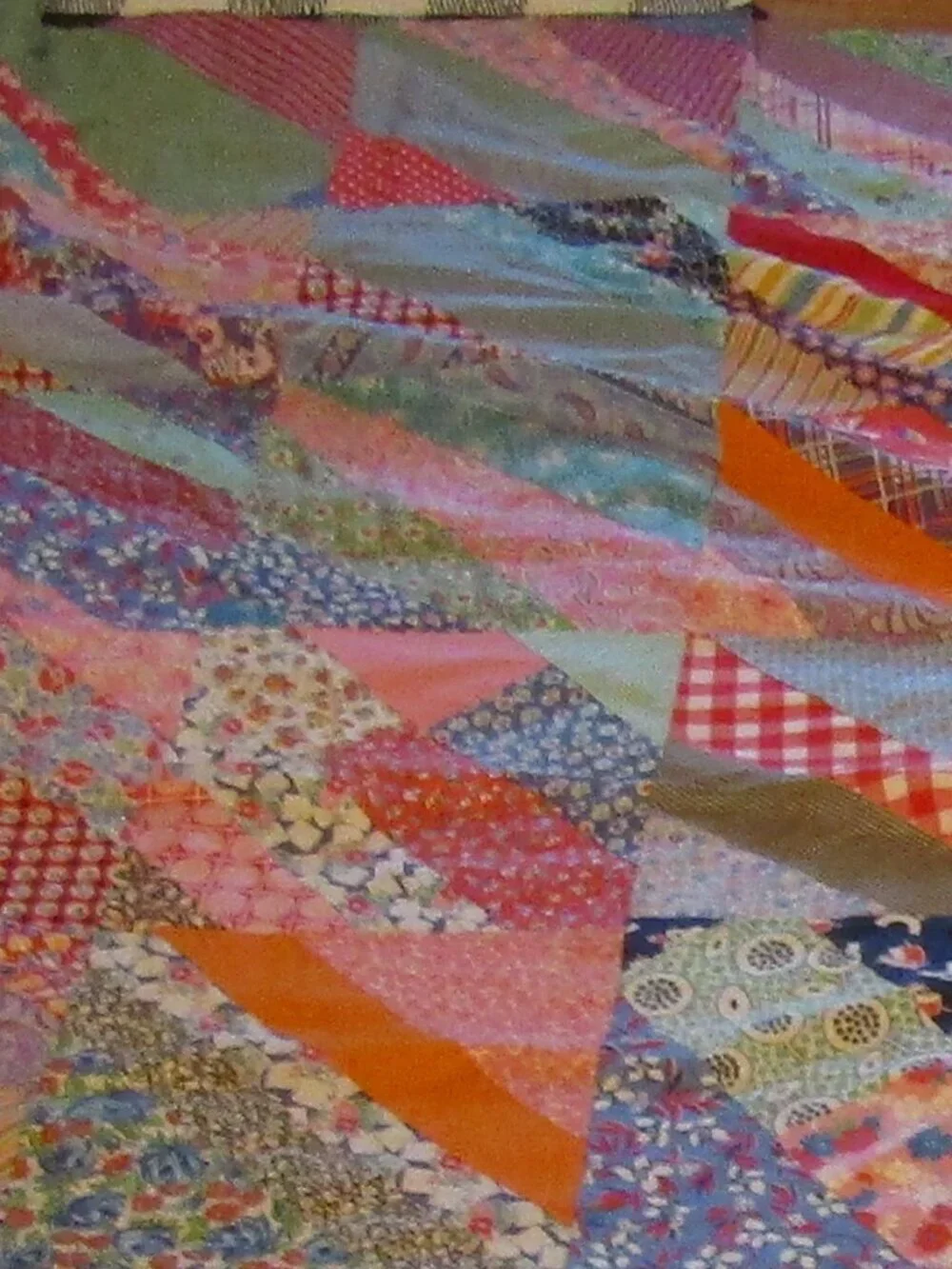 Antique DEPRESSION ERA Handstitched Unfinished Quilt Newspaper Bits on Underside